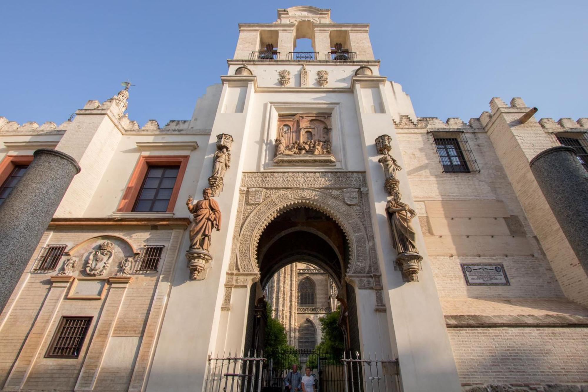 Апартаменти Estrella Giralda By Valcambre Севілья Екстер'єр фото